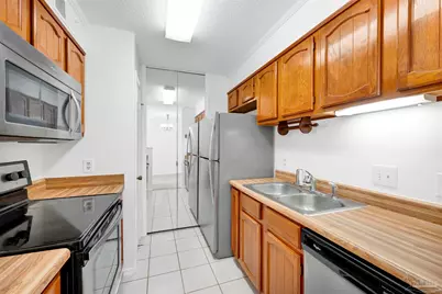 7171 N 9th Ave #C1, Pensacola, FL 32504 - Photo 9