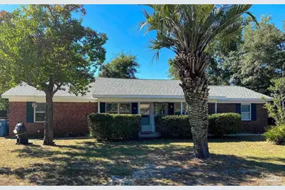 118 Shirley Dr, Gulf Breeze, FL 32561 - Photo 1
