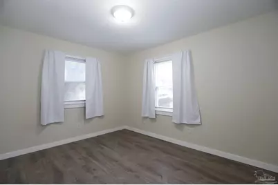 118 Shirley Dr, Gulf Breeze, FL 32561 - Photo 15