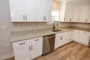 3123 Lynn Dr, Navarre, FL 32566 - Photo 11