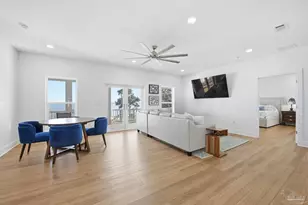 2721 Bay St, Gulf Breeze, FL 32563 - Photo 13