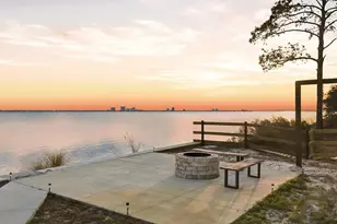 2721 Bay St, Gulf Breeze, FL 32563 - Photo 61