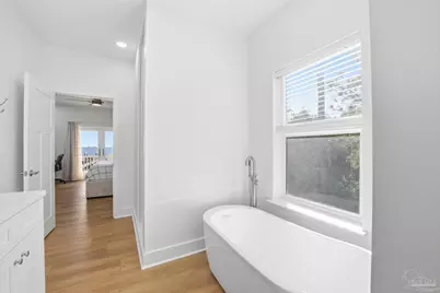 2721 Bay St, Gulf Breeze, FL 32563 - Photo 23