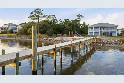 2721 Bay St, Gulf Breeze, FL 32563 - Photo 51