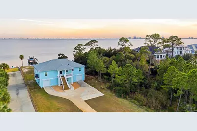 2721 Bay St, Gulf Breeze, FL 32563 - Photo 63