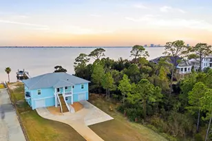 2721 Bay St, Gulf Breeze, FL 32563 - Photo 63