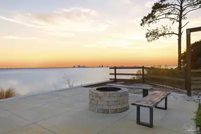 2721 Bay St, Gulf Breeze, FL 32563 - Photo 57