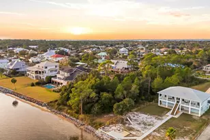 2721 Bay St, Gulf Breeze, FL 32563 - Photo 3