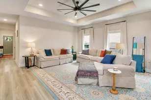 225 Camellia Dr, Cantonment, FL 32533 - Photo 9