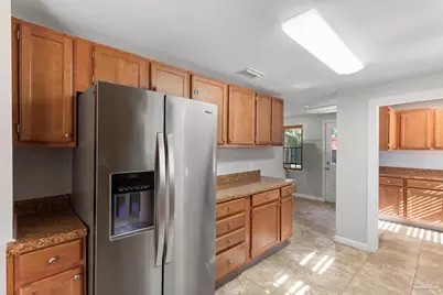 6608 Magnolia St, Milton, FL 32570 - Photo 5