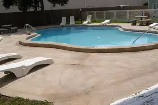 601 E Burgess Rd, Pensacola, FL 32504 - Photo 3