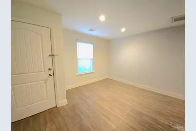 313 N Navy Blvd #1D, Pensacola, FL 32507 - Photo 5