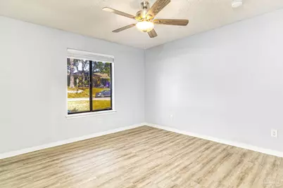 6843 Lake Charlene Dr, Pensacola, FL 32506 - Photo 35