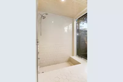 6843 Lake Charlene Dr, Pensacola, FL 32506 - Photo 31