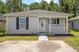 8821 Camshire Cir, Pensacola, FL 32507 - Photo 1