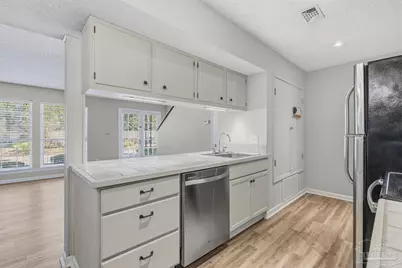 3328 Kingswood Ct #9D, Pensacola, FL 32514 - Photo 17