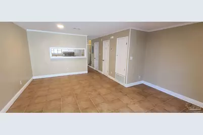 7250 Hilburn Rd #4D, Pensacola, FL 32504 - Photo 5