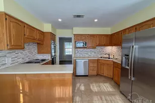 4241 Langley Ave, Pensacola, FL 32504 - Photo 9