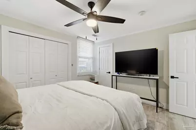 201 Pensacola Beach Rd #B14, Gulf Breeze, FL 32561 - Photo 15