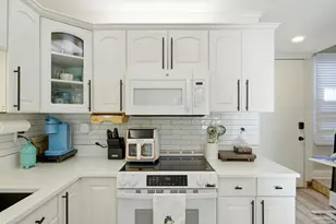 201 Pensacola Beach Rd, Gulf Breeze, FL 32561 - Photo 3