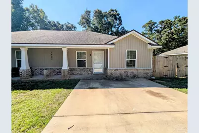 1603 Blackwell Ln #B, Pensacola, FL 32514 - Photo 1