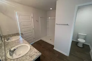 10541 Queens Gate Cir, Pensacola, FL 32506 - Photo 5