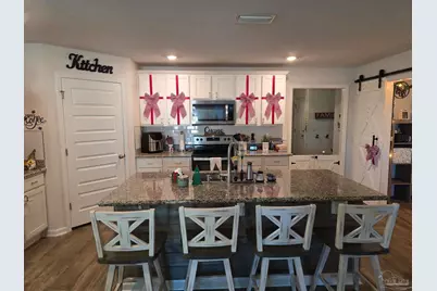 5649 Guinevere Ln, Milton, FL 32583 - Photo 15