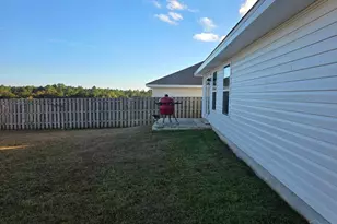 5649 Guinevere Ln, Milton, FL 32583 - Photo 57