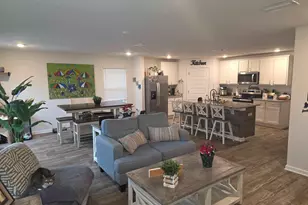 5649 Guinevere Ln, Milton, FL 32583 - Photo 9