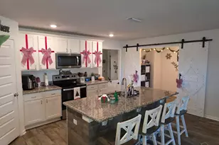 5649 Guinevere Ln, Milton, FL 32583 - Photo 1