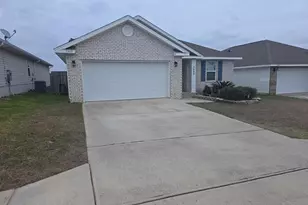 5649 Guinevere Ln, Milton, FL 32583 - Photo 3