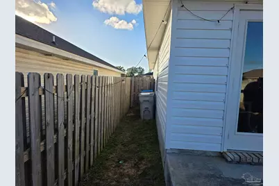 5649 Guinevere Ln, Milton, FL 32583 - Photo 59