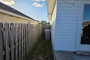 5649 Guinevere Ln, Milton, FL 32583 - Photo 55