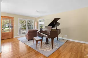 420 Fairpoint Dr, Gulf Breeze, FL 32561 - Photo 7