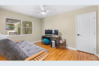 420 Fairpoint Dr, Gulf Breeze, FL 32561 - Photo 31