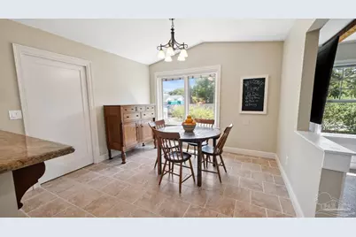 420 Fairpoint Dr, Gulf Breeze, FL 32561 - Photo 15