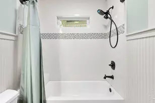 420 Fairpoint Dr, Gulf Breeze, FL 32561 - Photo 33