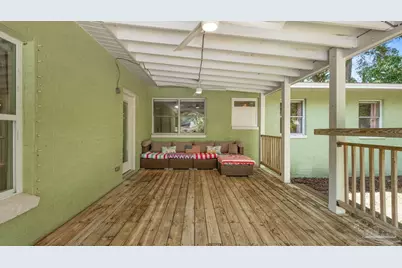 420 Fairpoint Dr, Gulf Breeze, FL 32561 - Photo 43