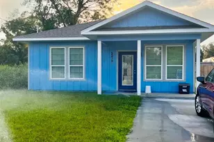 5219 Yellow Bluff Rd, Pensacola, FL 32507 - Photo 1