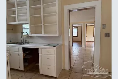 1421 Pickens Ave, Pensacola, FL 32503 - Photo 31