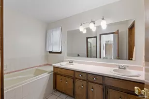 508 Northcreek Dr, Pensacola, FL 32514 - Photo 35