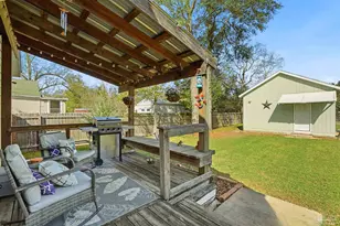 402 Front St, Century, FL 32535 - Photo 45