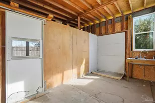 402 Front St, Century, FL 32535 - Photo 29