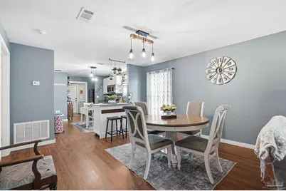 402 Front St, Century, FL 32535 - Photo 15