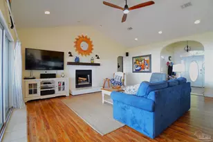 6817 Tidewater Dr, Navarre, FL 32566 - Photo 13