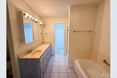 1341 Tiger Lake Dr, Gulf Breeze, FL 32563 - Photo 9