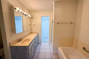 1341 Tiger Lake Dr, Gulf Breeze, FL 32563 - Photo 9