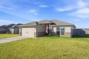 5684 Peach Dr, Pace, FL 32571 - Photo 1