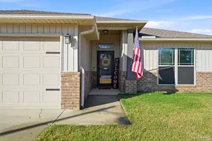 5684 Peach Dr, Pace, FL 32571 - Photo 3