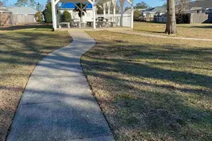 2470 Trailwood Dr, Cantonment, FL 32533 - Photo 33